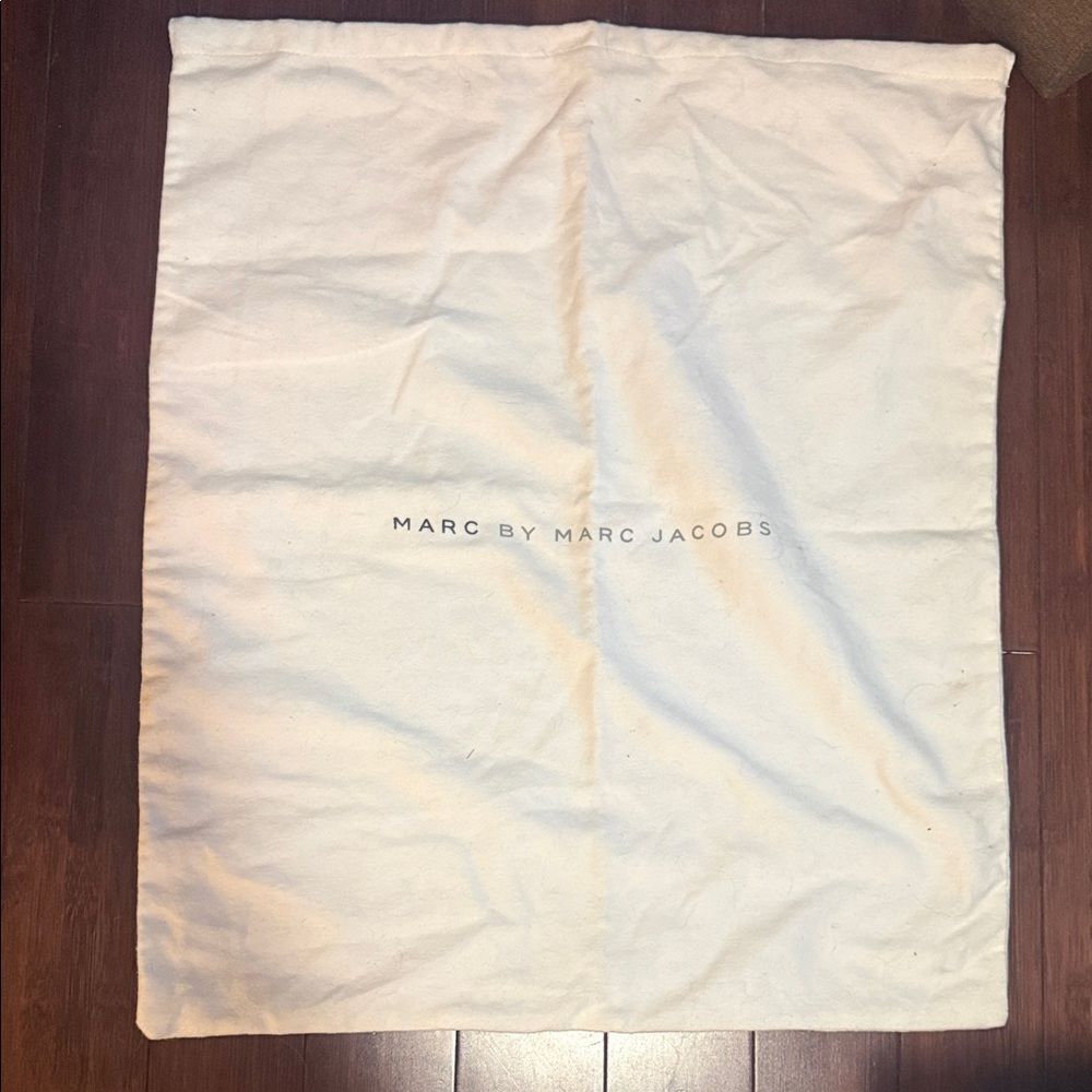 Marc by Marc Jacobs Cream Storage Bag - NEW - Drawstring XL Dust Bag